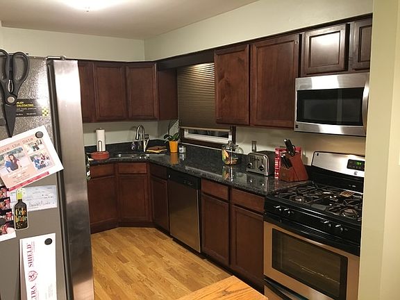 4th image of 17373 Overhill Ave