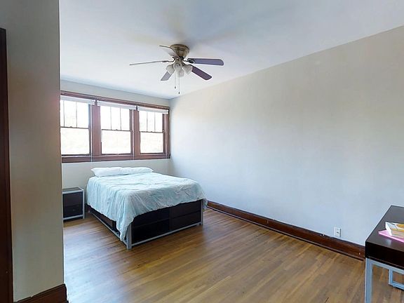 5th image of 681 College Ave #A