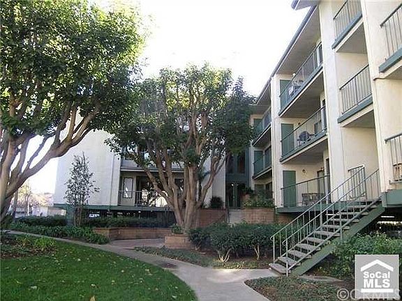 2nd image of 2112 Apricot Dr #2112