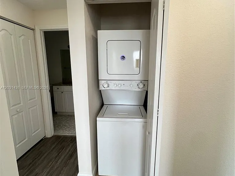 6001 SW 70th St #545 — Photo 7