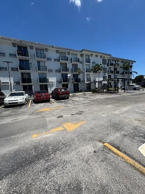 16450 NW 2nd Ave #205