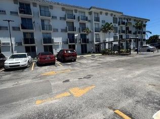 16450 NW 2nd Ave APT 205, Miami, FL 33169