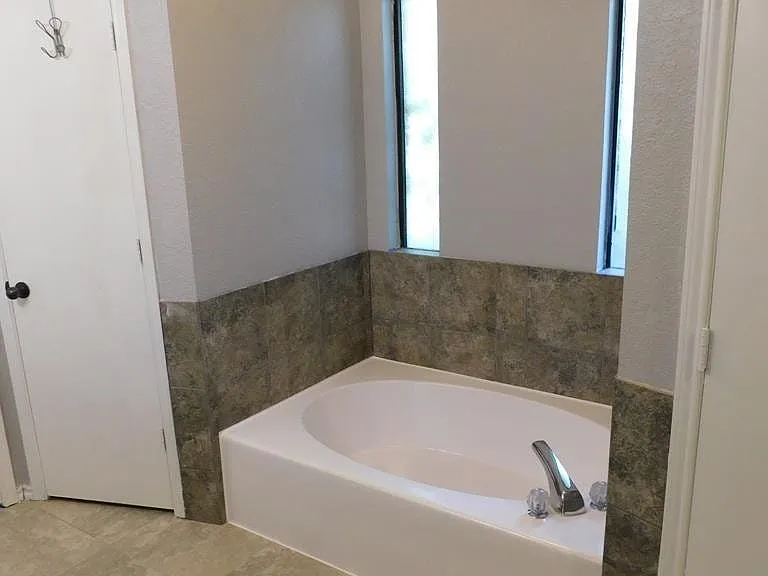 8232 Meadowbrook Dr — Photo 99