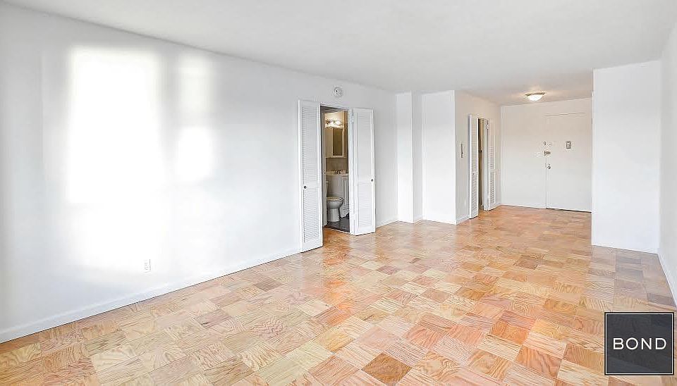 2nd image of 1380 Riverside Dr APT 10D