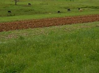 Dean Hill Rd, Pleasant shade, TN 37145