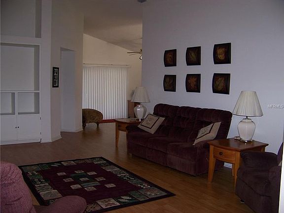 5th image of 2379 Paulette Dr