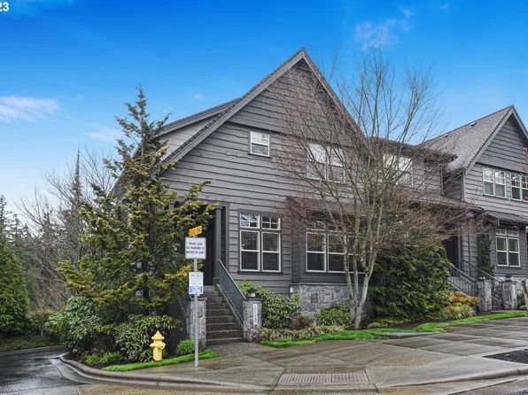 10247 SW Taylor St, Portland, OR 97225