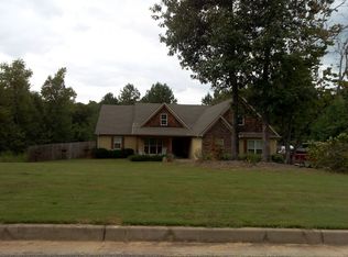 38 Backwater Cove Ct, Newnan, GA