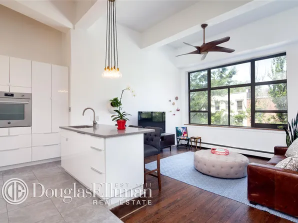 130 Barrow Street image 1 of 6