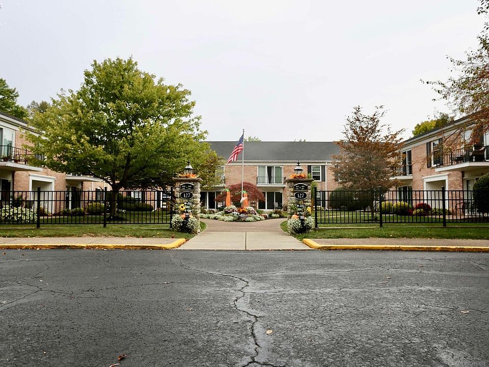 1st image of 127 Stonyridge Dr APT 110