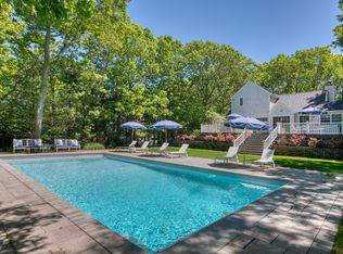45 Wooded Oak Ln, East Hampton, NY 11937