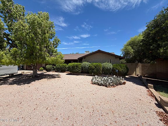 2nd image of 3502 E LARKSPUR Drive