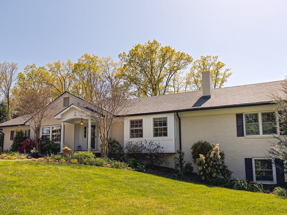 1st image of 3841 Bosworth Dr SW