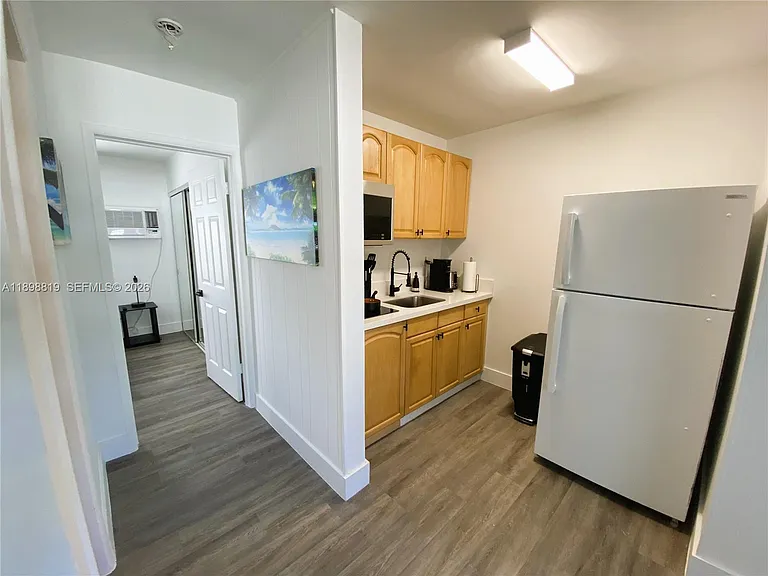 3208 Canal Dr #4 — Photo 14