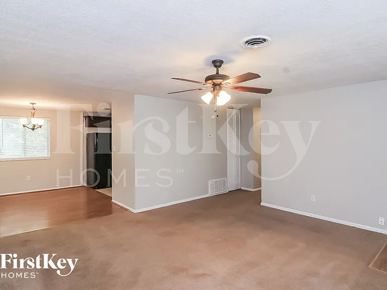 4788 N Cir — Photo 5