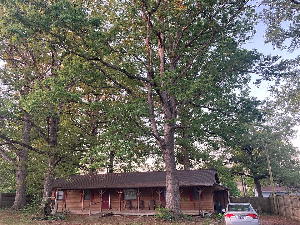 1st image of 3677 Shady Oak Cir #1