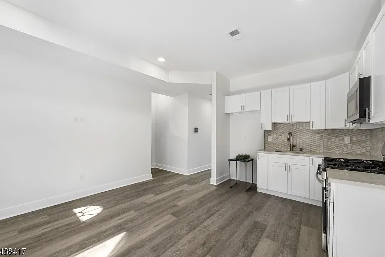 1119 Hampton Pl #1 — Photo 4