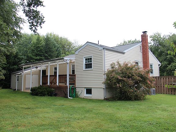 5th image of 410 Echols St SE