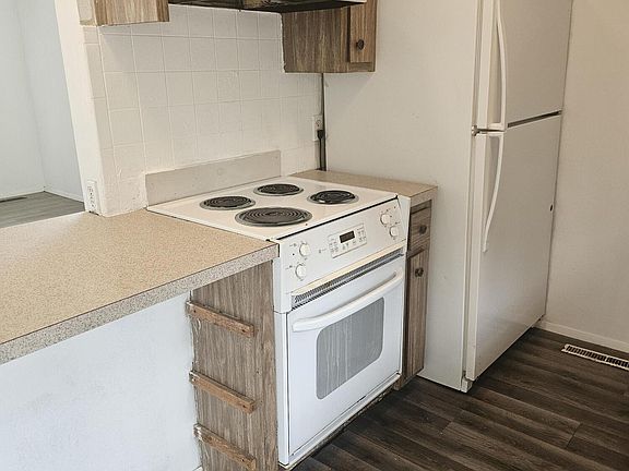 5th image of 2511 S Ingram Mill Road #A & B