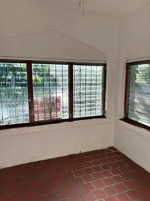 City Of Miami South — Photo 4