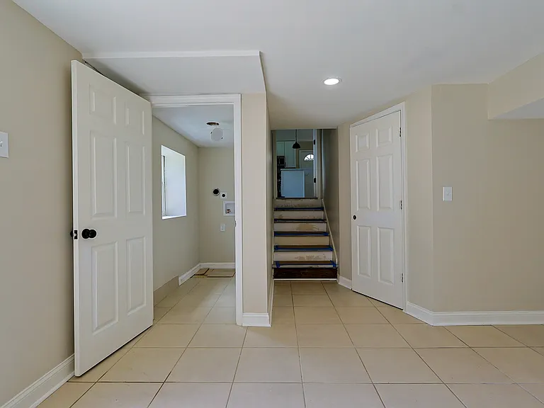 1295 Morrow Rd — Photo 32