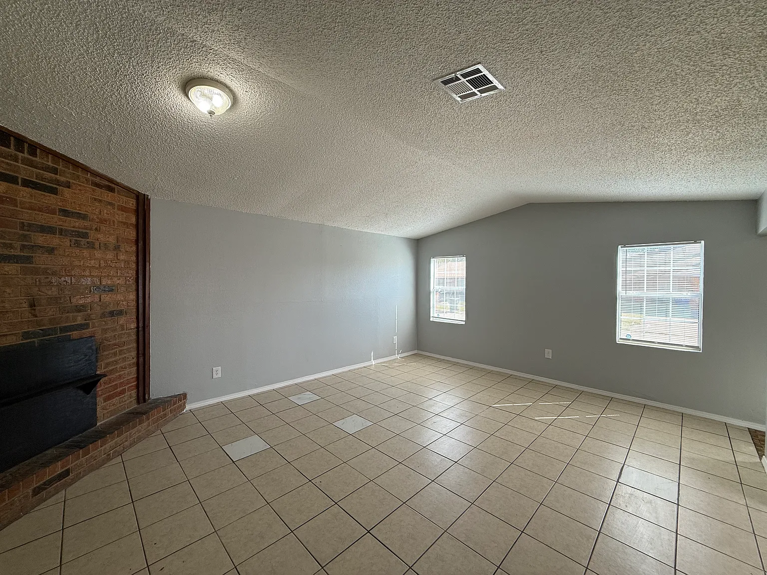 117 Kathleen — Photo 3