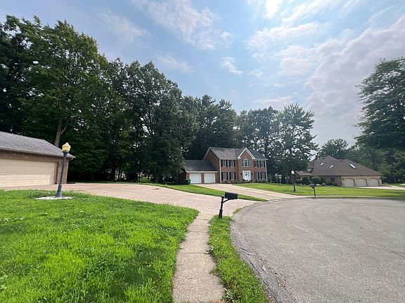 5th image of 105 Arabian Cir