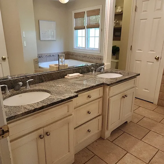 5 Robin Dr #5 — Photo 14