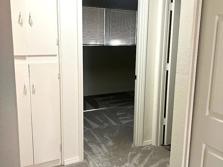 7792 SE Otty St #7792 — Photo 3