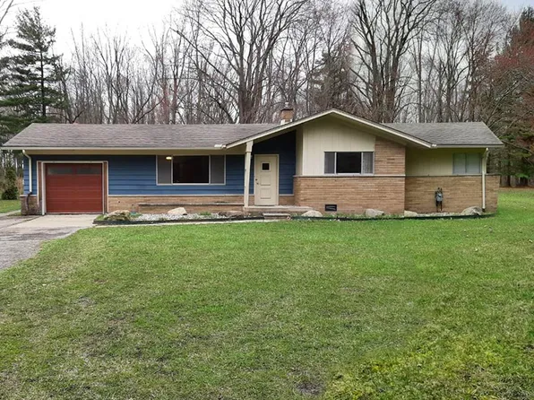 6792 Church Rd, Ira, MI 48023