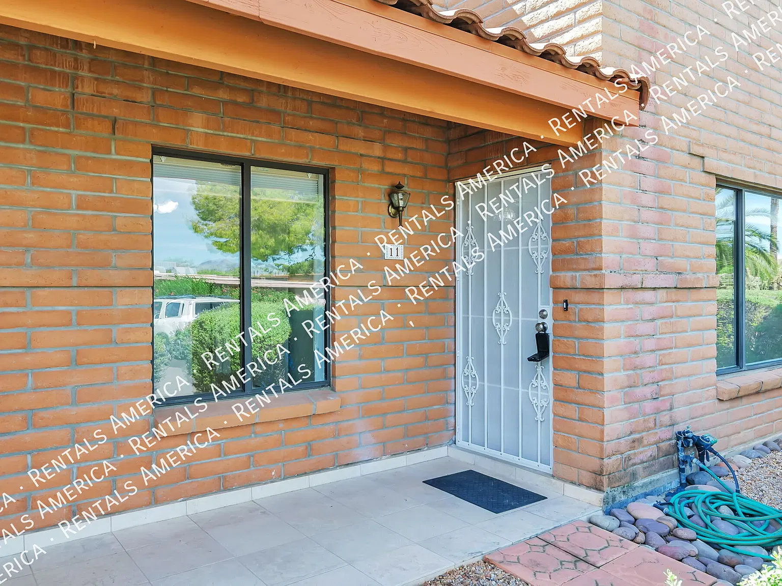 2 BD, in Oro Valley Country CLub — Photo 2