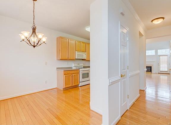 5th image of 5800 Gate House Dr
