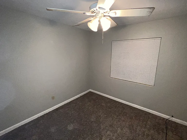 810 S Madison Dr — Photo 19