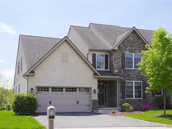 1620 Ressler Dr S, Orefield, PA 18069