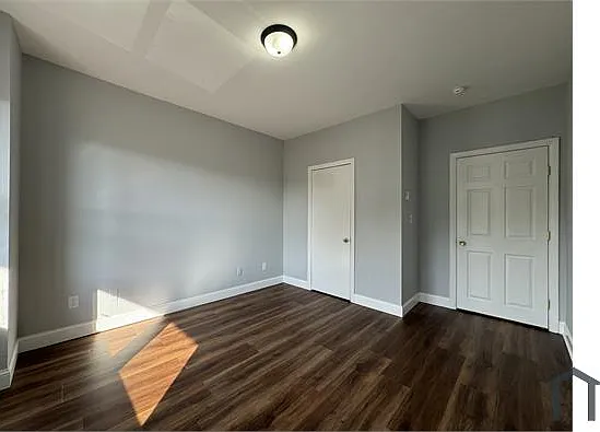 5 Sutton St #3A — Photo 10