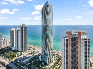 18975 Collins Ave, Sunny Isles Beach, FL 33160