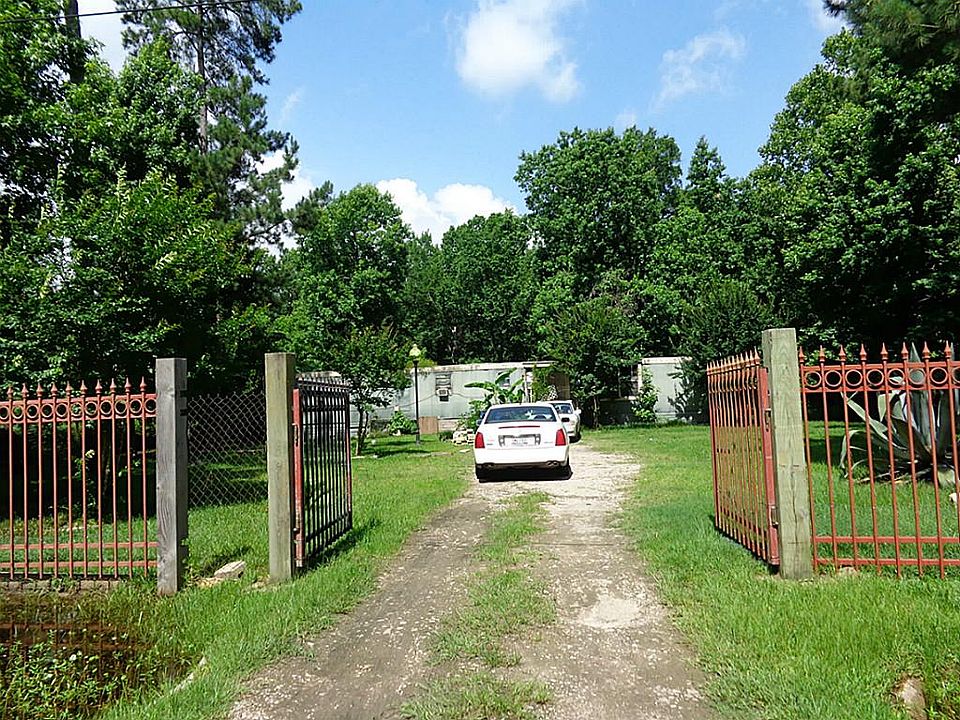Fencing across front