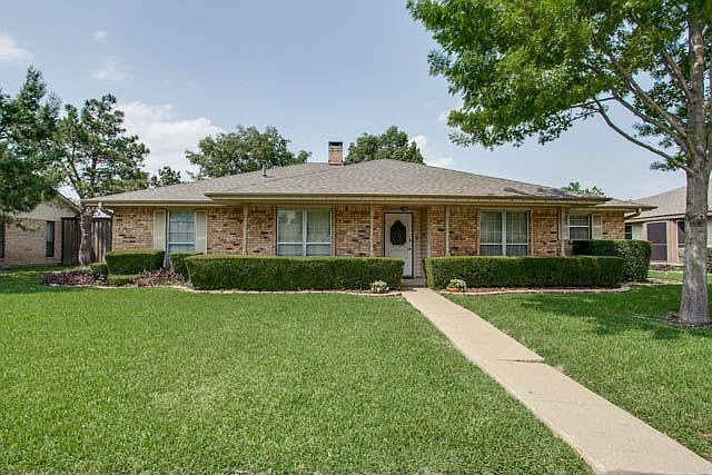 1st image of 4617 Burdock Dr