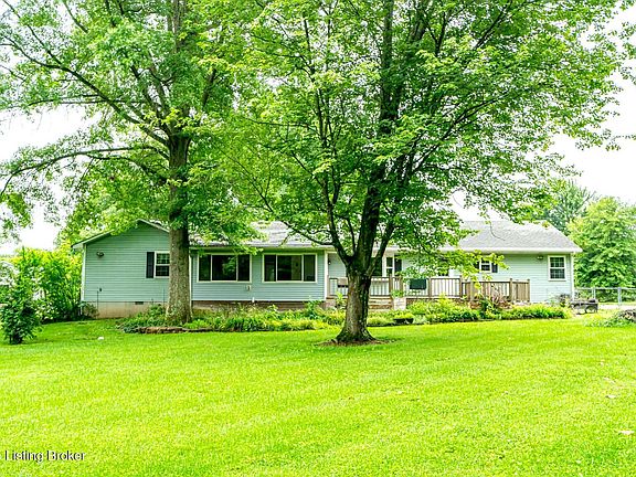 2nd image of 520 Ponder Dr