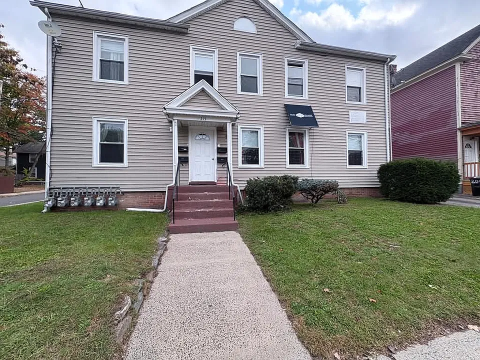 215 Blake St #44