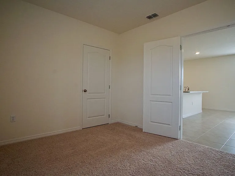 1703 Post Oak Dr — Photo 17