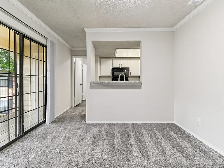 Centre Oaks Apartments — Photo 109