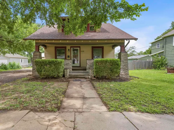 1112 N Cedar St, Abilene, KS 67410