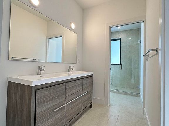 5th image of 5481 W Oak Way
