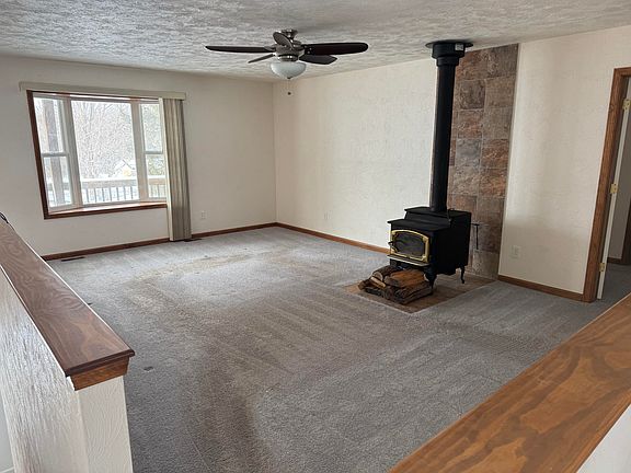 5th image of 10713 S 34th St