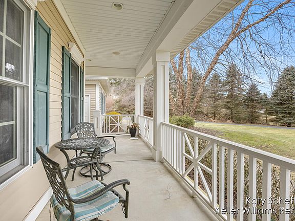 4th image of 7085 Browmyer Dr NE