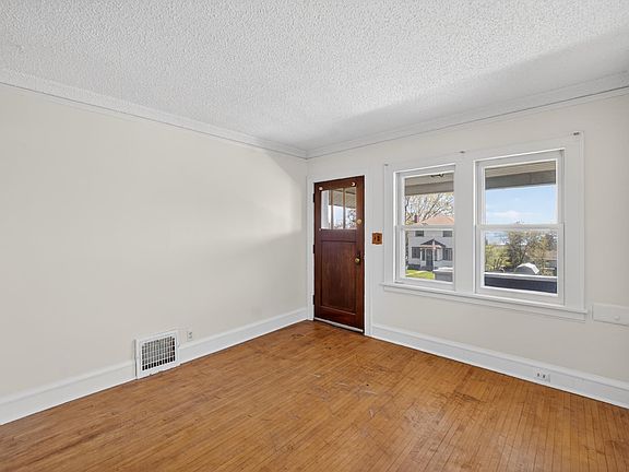 3rd image of 2711 W 9th St