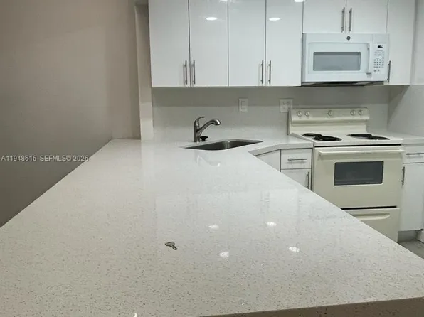 4550 NW 9th St, Miami, FL