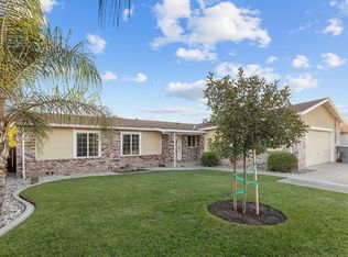 483 Valdapena Way, Escalon, CA 95320