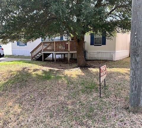 2nd image of 33205 Wedgewood Dr